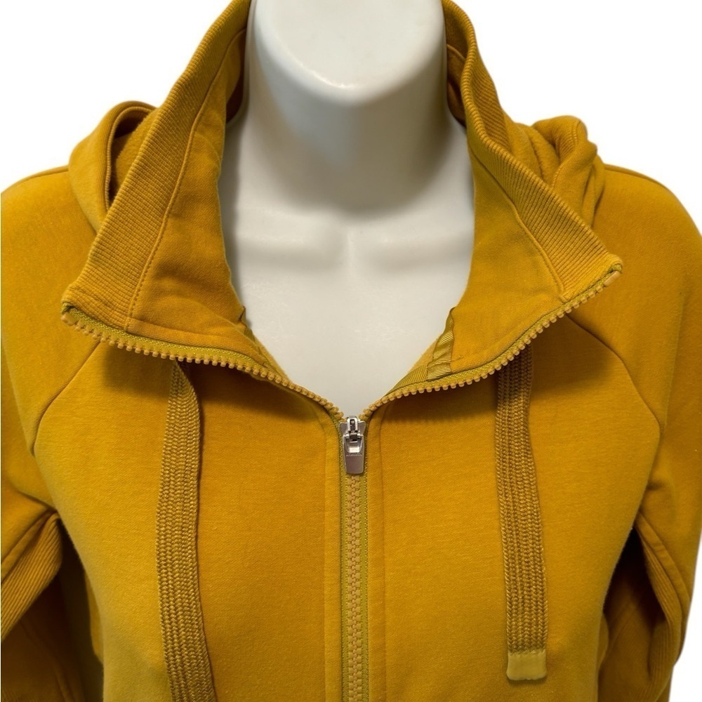 Athleta Triumph Sweatshirt Hoodie Sz S Oxidized Yellow ( Mustard) Thumb Holes - Picture 2 of 7